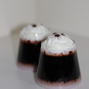 Snow Top Coffee candles that are Coffee, White Peach & Oolong scented. Made with soy wax, bee wax and a cotton wick that burns for a long time.