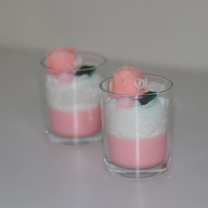 Tulip Meringue candles that are Goji & Tarocco Blood Orange scented. Made with soy wax, bee wax and a cotton wick that burns for a long time.