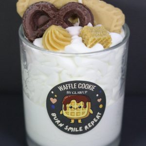Waffle Cookie candles that are Chocolate scented. Made with soy wax, bee wax and a cotton wick that burns well with no toxins.