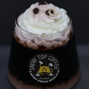 Snow Top Coffee candles that are Coffee, White Peach & Oolong scented. Made with soy wax, bee wax and a cotton wick that burns well with no toxins.