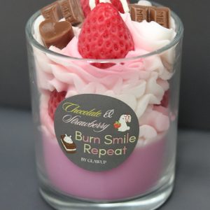 Strawberry & Chocolate candles that are chocolate scented. Made with soy wax, bee wax and a cotton wick that burns well with no toxins.